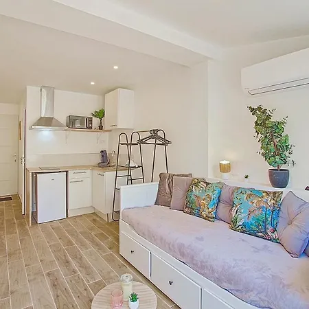Διαμέρισμα Avec Jardin Prive Wifi Et Clim - Proche -1 *